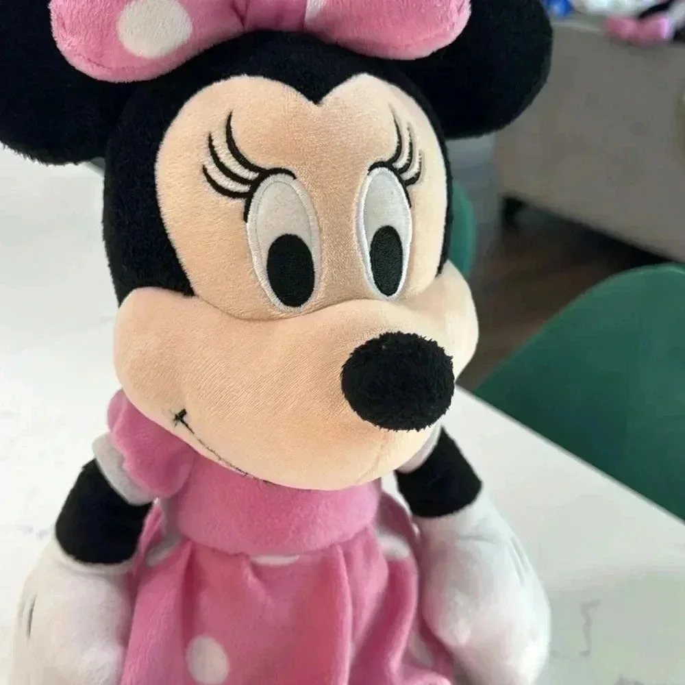 18” Minnie Mouse Plush.  Great used condition. We’ve outgrown it! - Picture 2 of 5